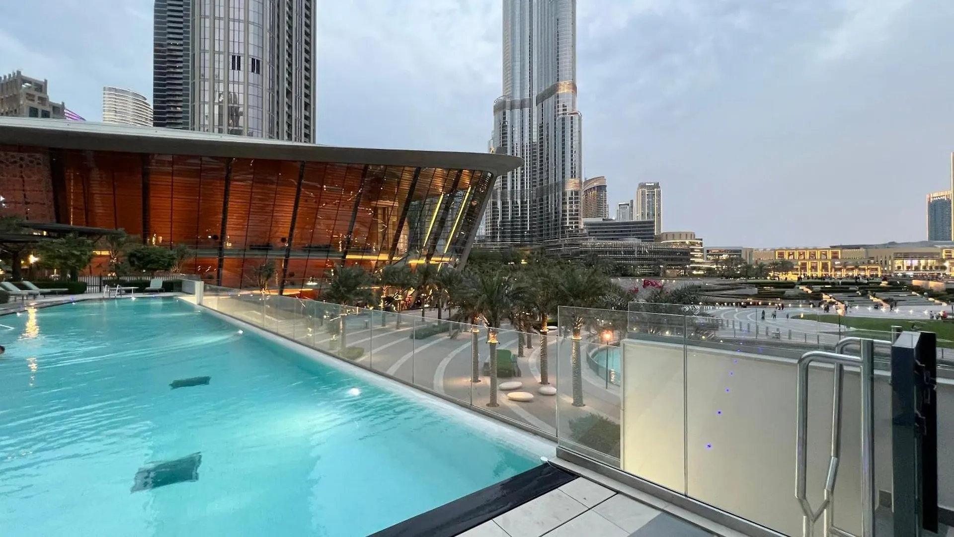 Apartment Luxury Burj And Fountain View 5 Min To Dubai Mall
