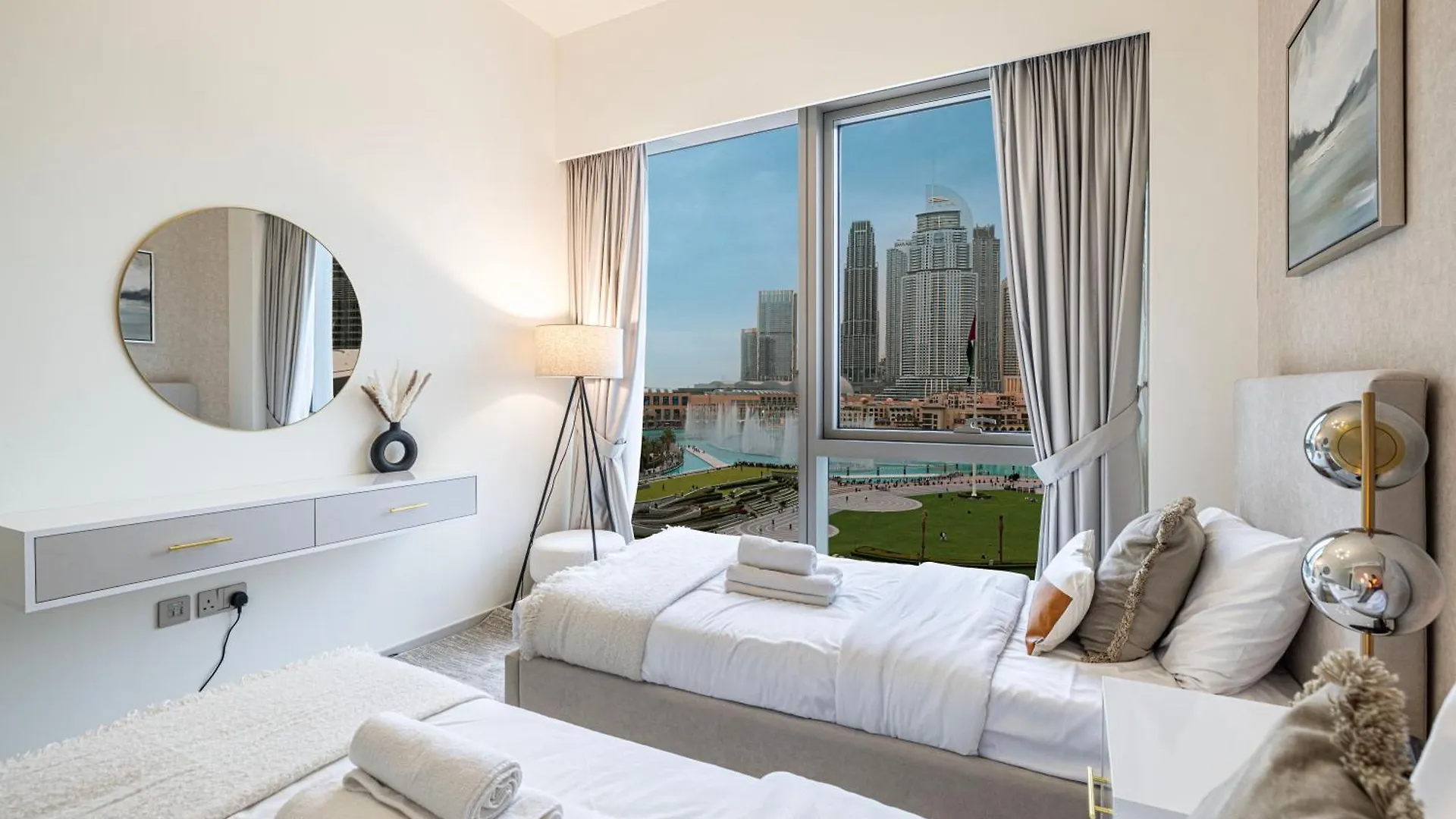 Apartment Luxury Burj And Fountain View 5 Min To Dubai Mall United Arab Emirates